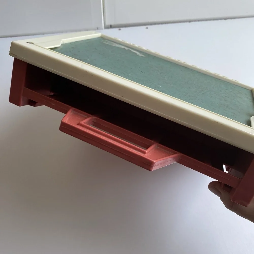 Vintage 1972 Fisher Price School Days Portable Play Desk Without Letters‎